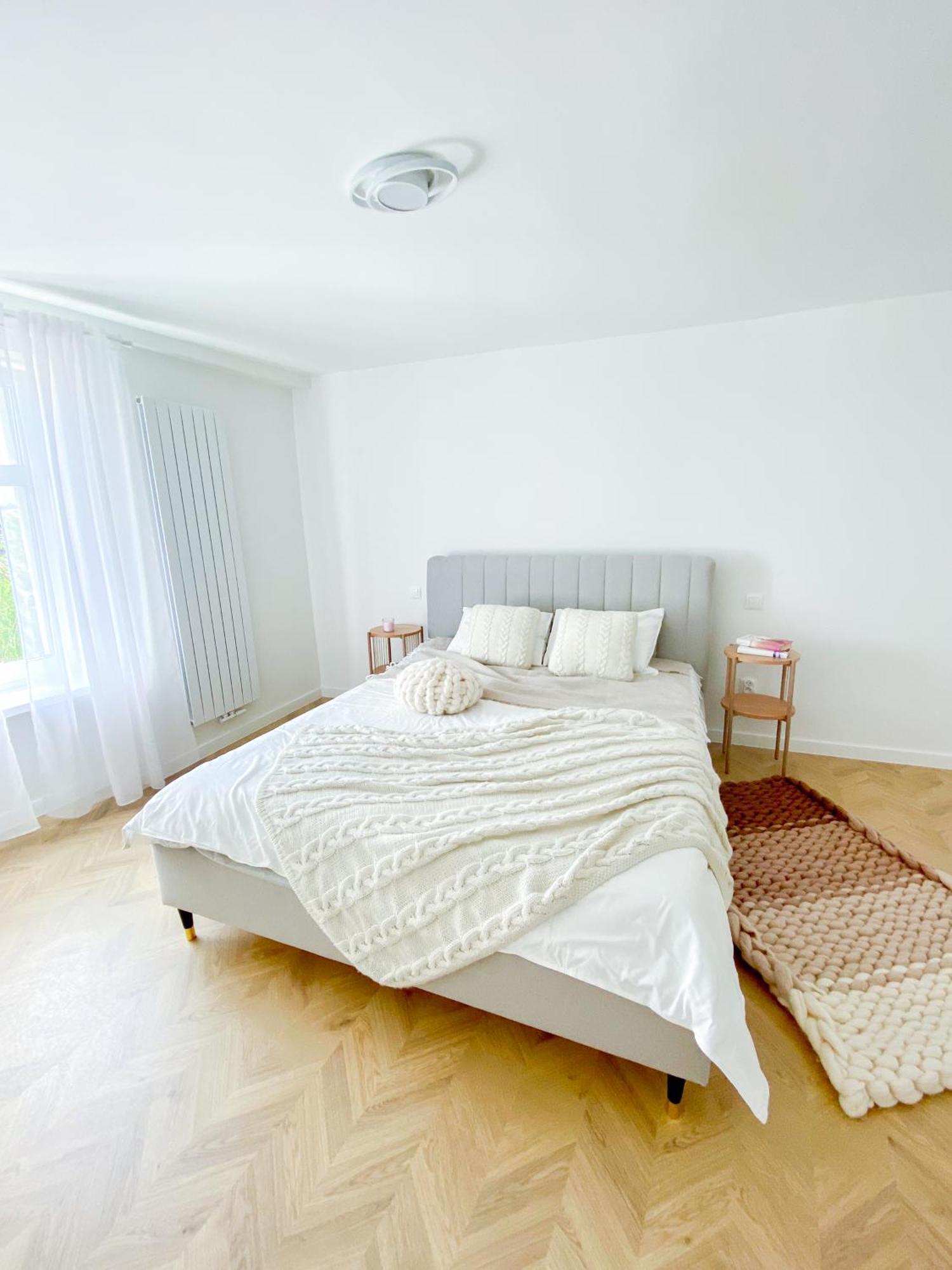 Apartament Bialy Jelenia Góra Buitenkant foto